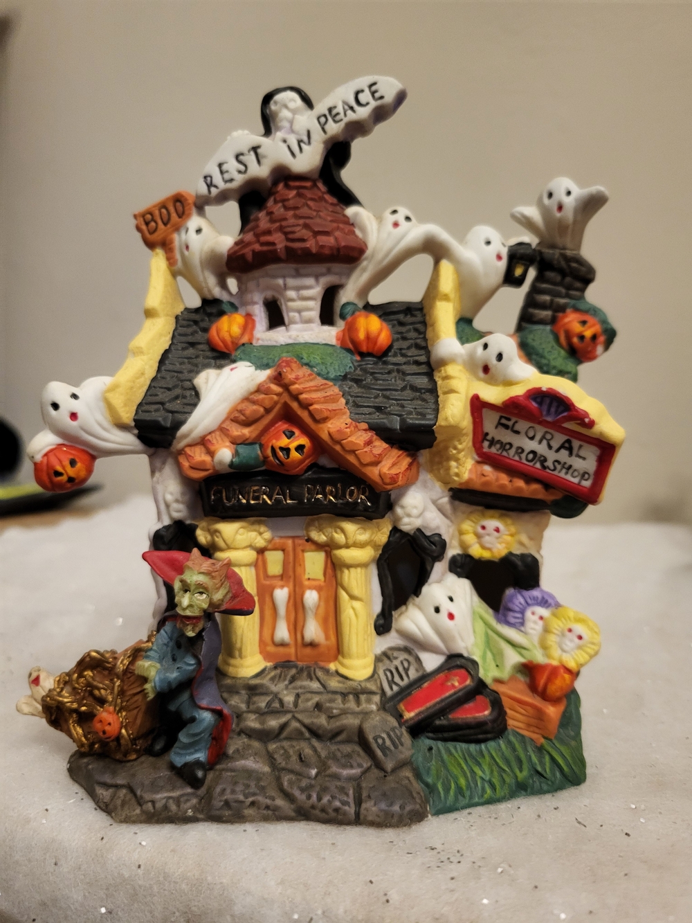 Vintage 1998 Spooky Hollow Halloween Village Funeral Parlor & Floral Horror Shop